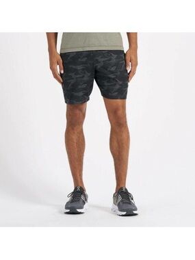 Vuori Mens Ponto Shorts Black Camo